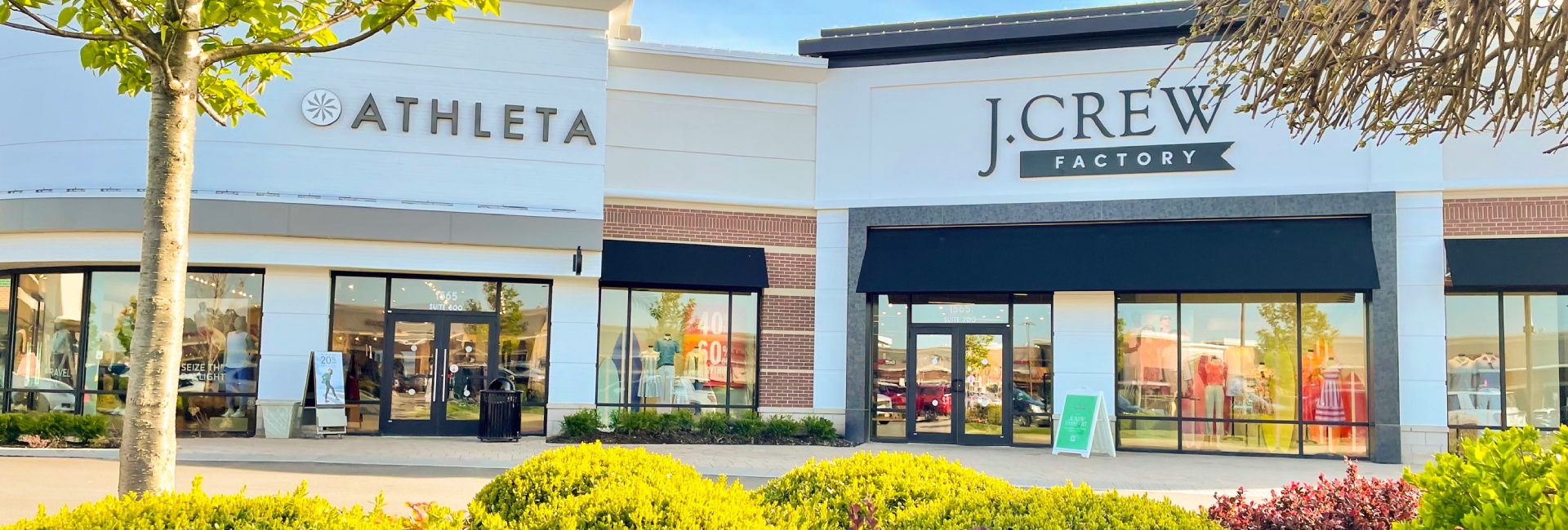 the boulevard athleta store entrance