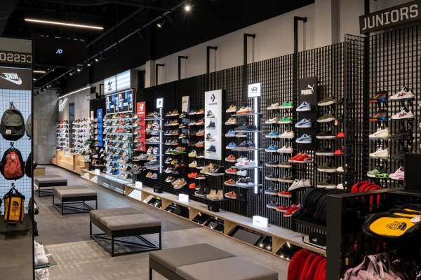 JD sports store inside view